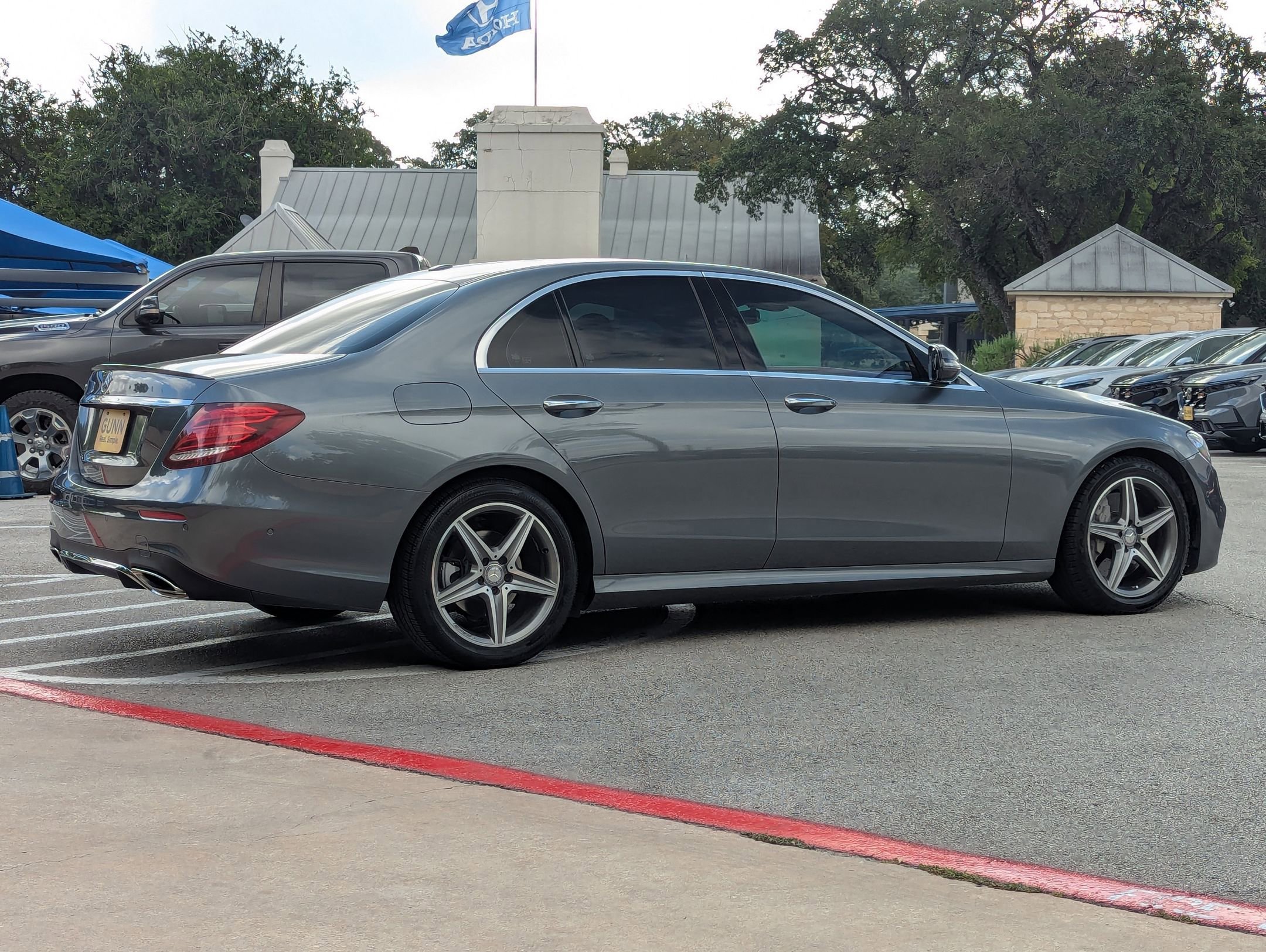 2017 Mercedes Benz E 300 Sport photo 6