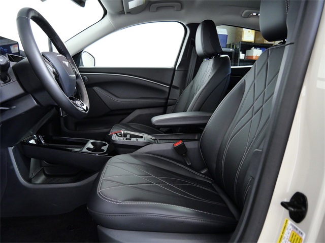 2025 Ford Mustang Mach-E Select photo 15