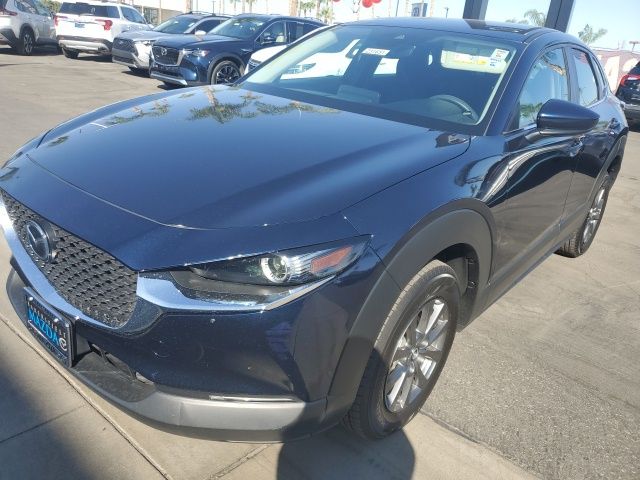 2023 Mazda CX-30 S's photo