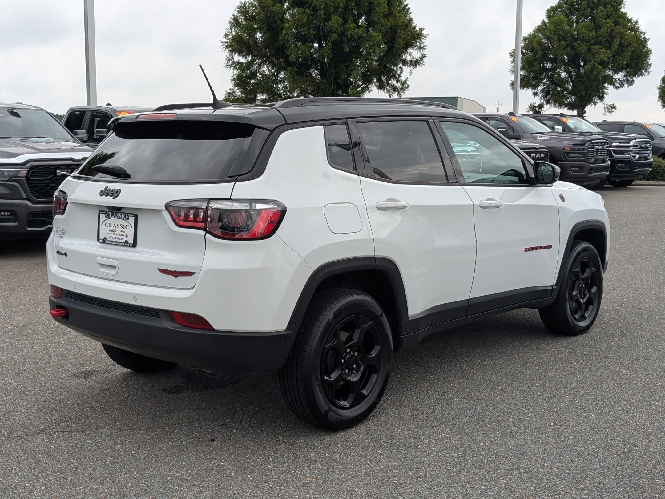 2023 Jeep Compass Trailhawk photo 5