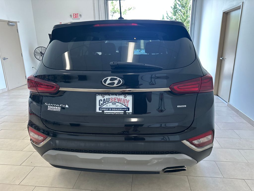2019 Hyundai Santa Fe SE photo 25