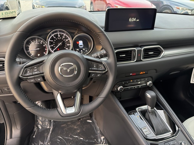 2025 Mazda CX-5 2.5 S Preferred photo 12