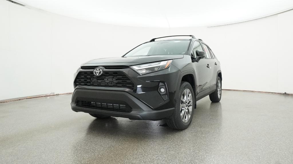 2025 Toyota RAV4 XLE Premium photo 4