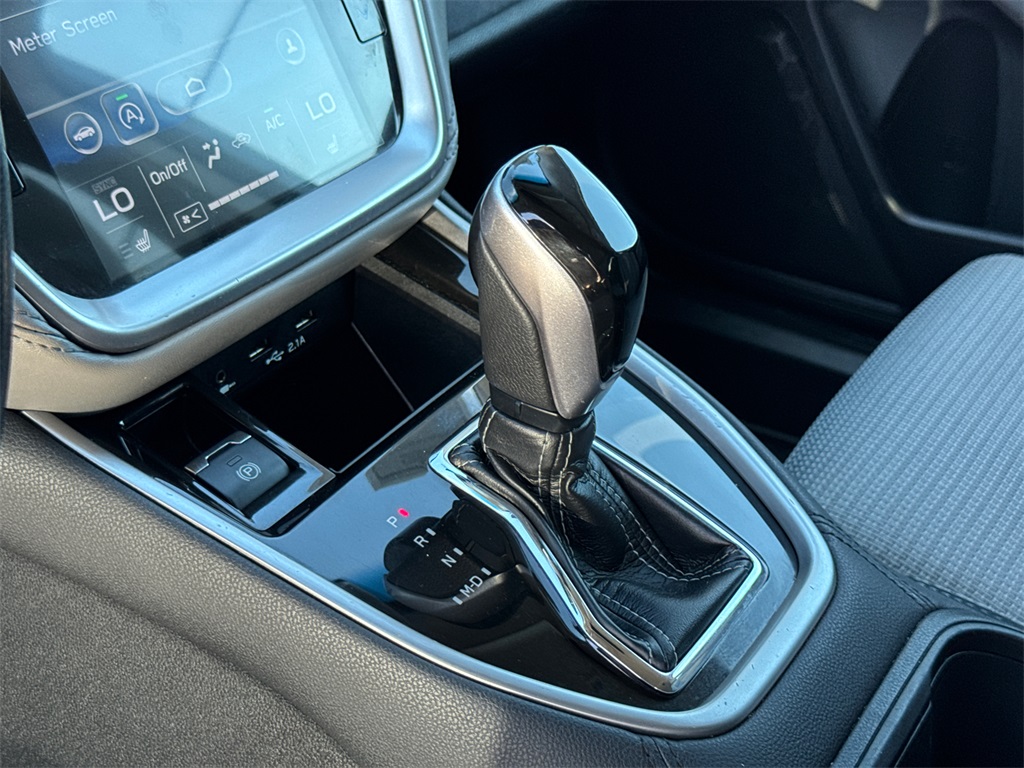 2022 Subaru Outback Premium photo 26