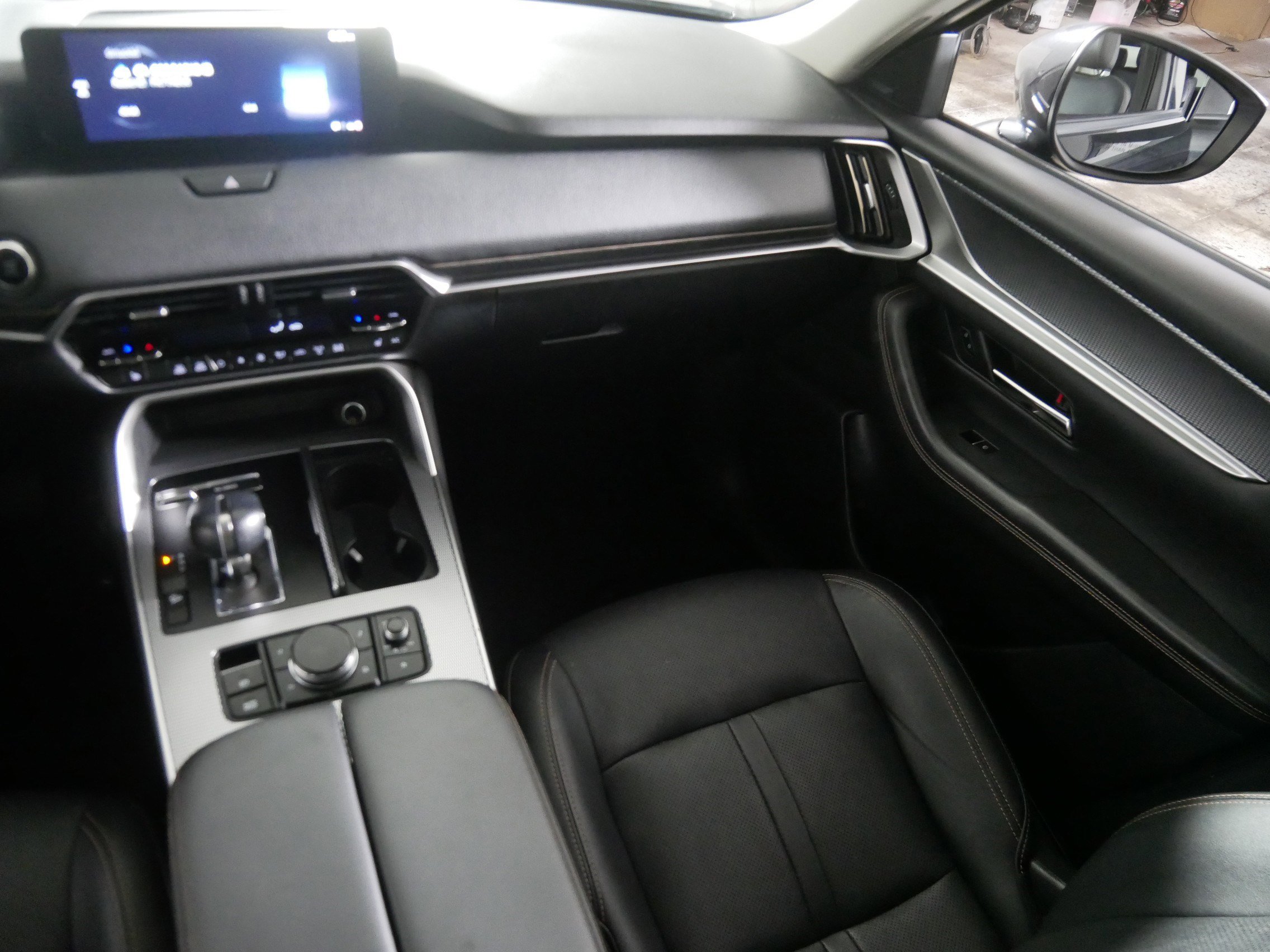 2024 Mazda CX-90 3.3 Turbo Premium photo 11