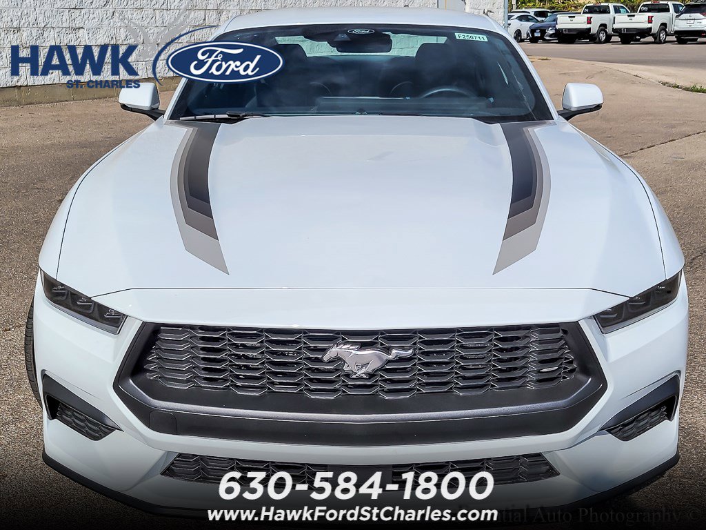 2025 FORD MUSTANG - Image 3