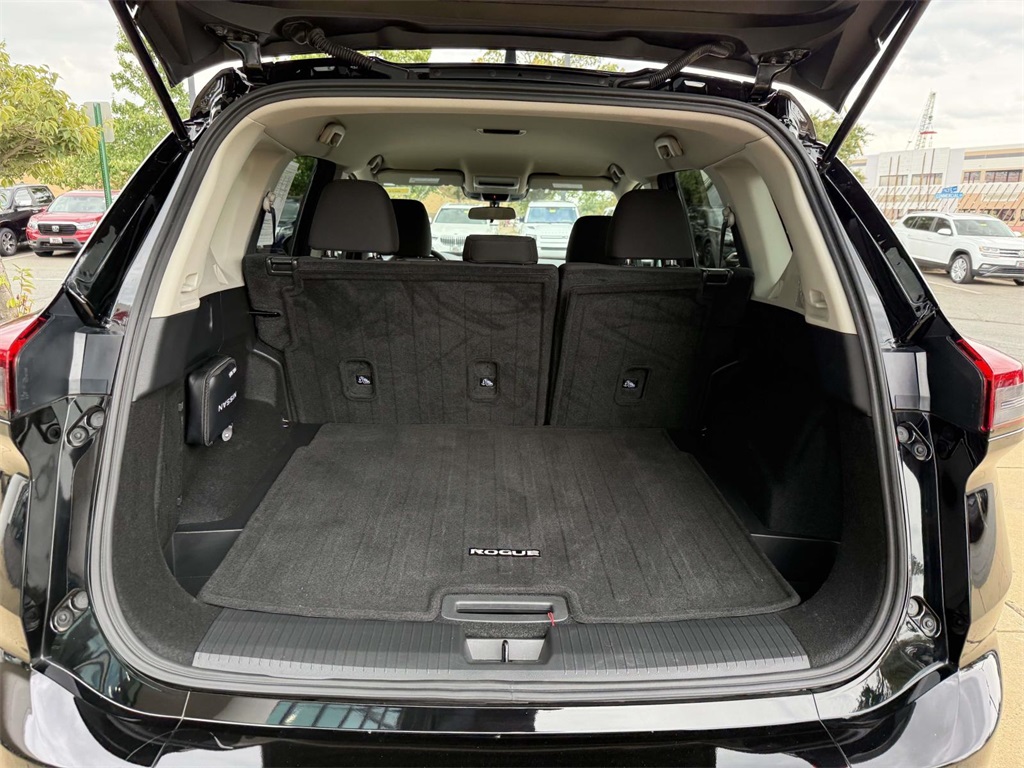2025 Nissan Rogue S photo 26