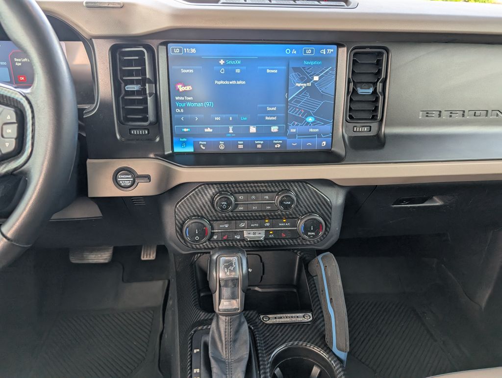 2022 Ford Bronco Wildtrak photo 16