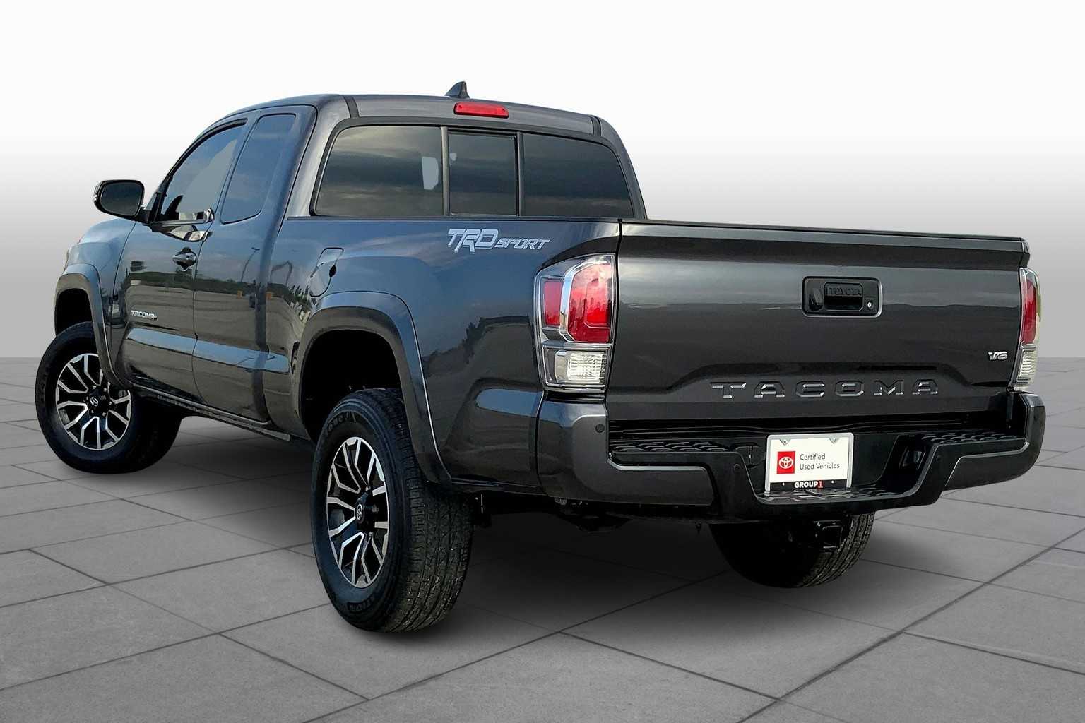 2023 Toyota Tacoma TRD Sport V6 photo 12