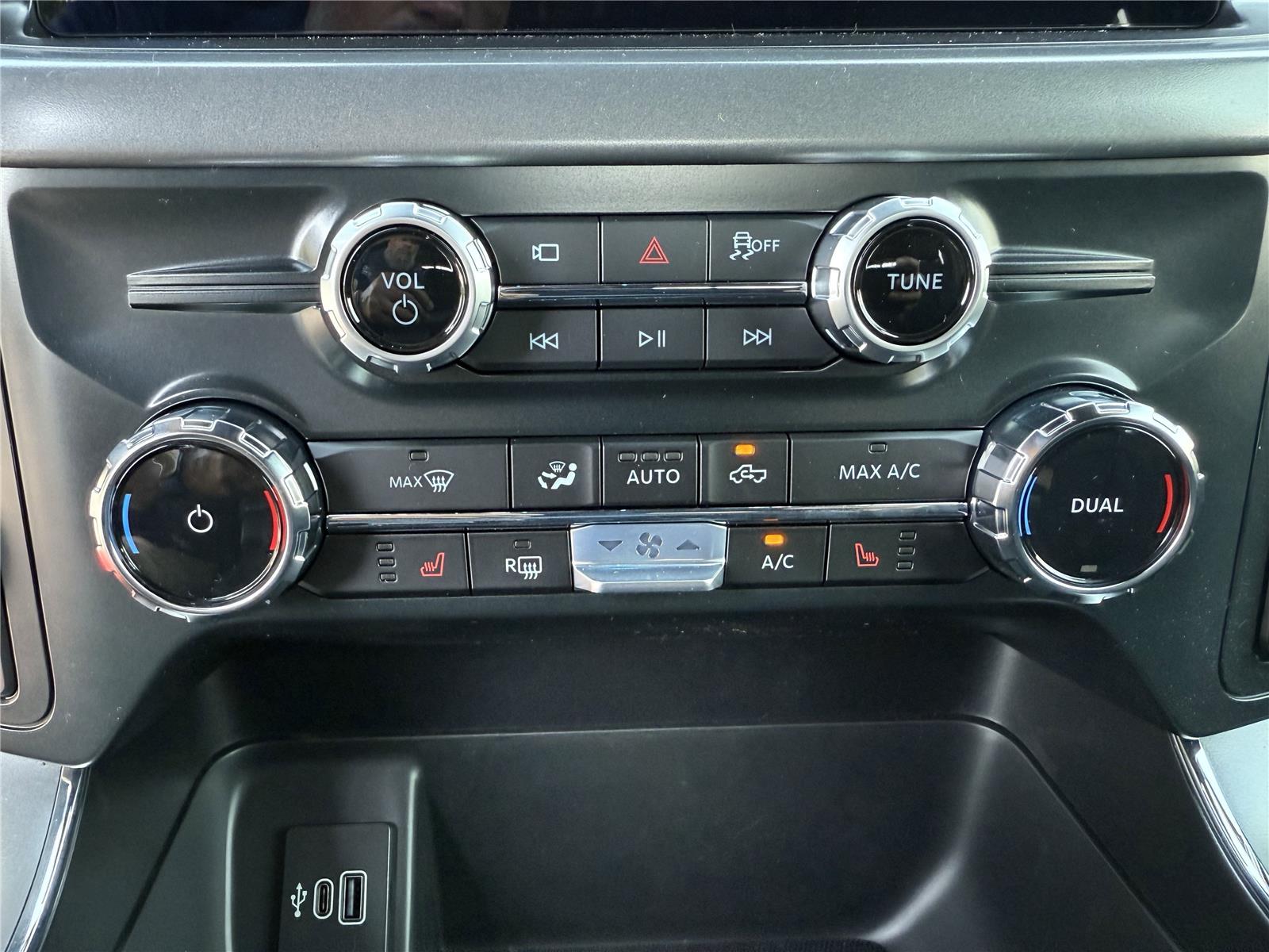 2025 Ford F-150 XLT photo 6