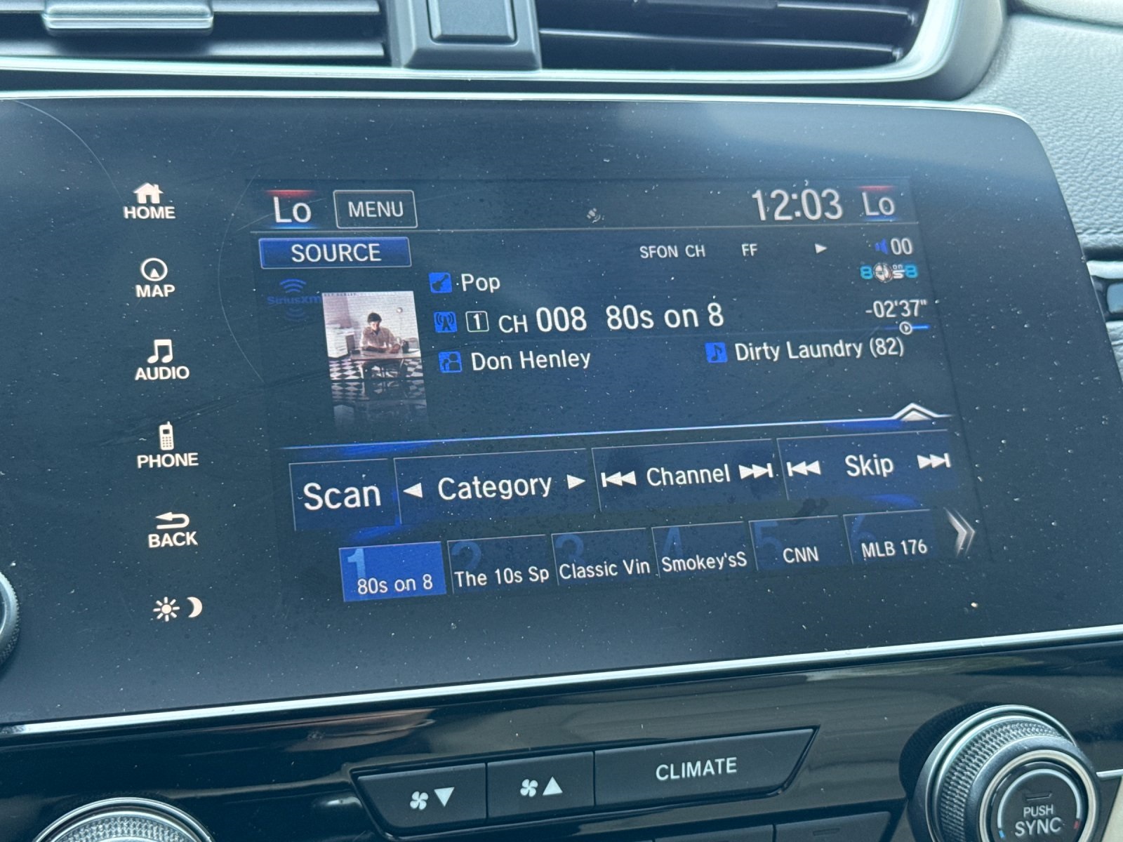 2018 Honda CR-V Touring photo 16