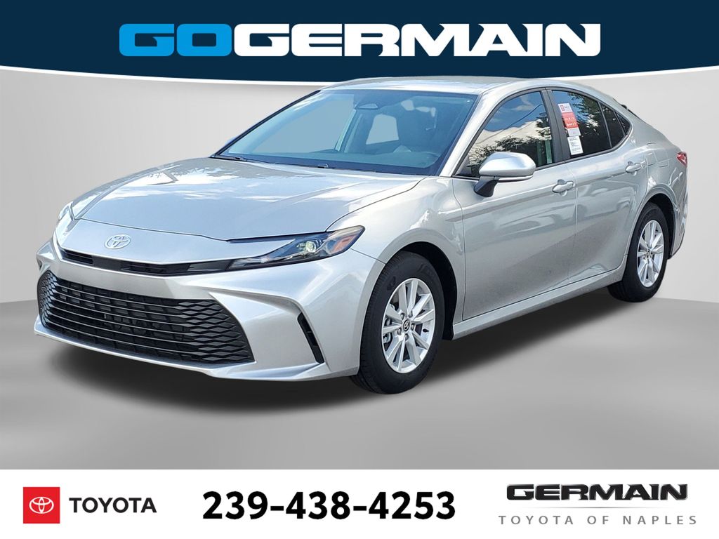 2026 Toyota Camry LE's photo