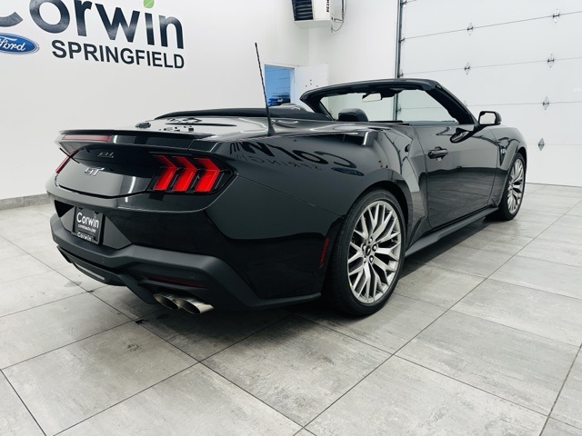 2025 Ford Mustang GT Premium Convertible photo 10