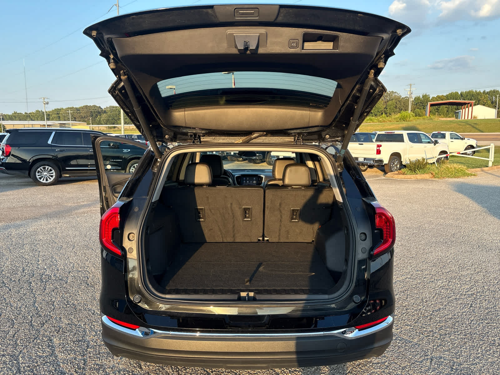 2024 Gmc Terrain SLT photo 37