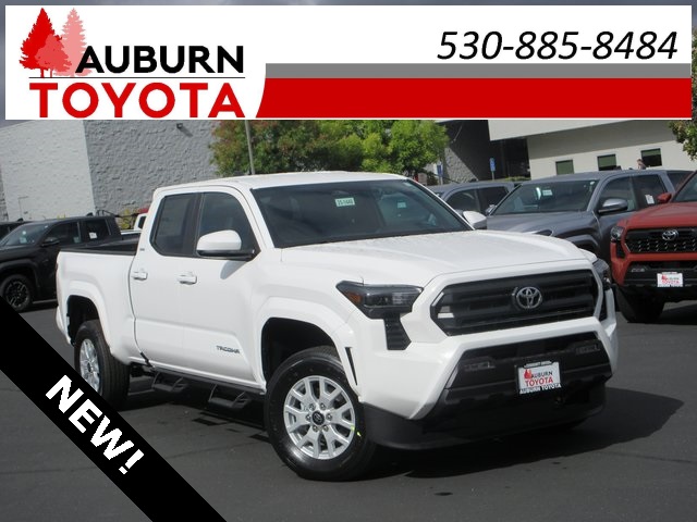 2025 Toyota Tacoma SR5's photo