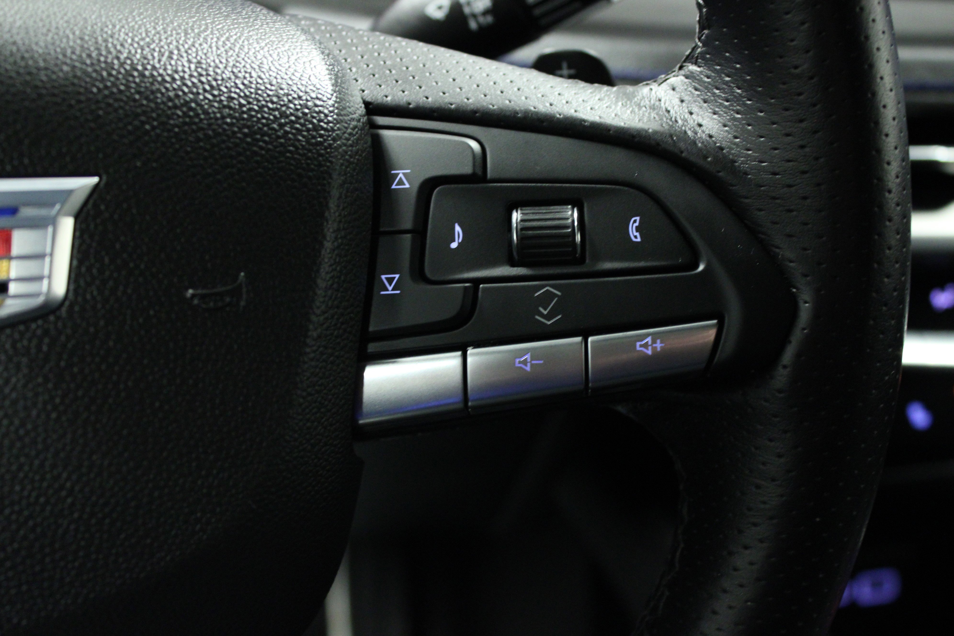 2024 Cadillac XT4 Sport photo 18