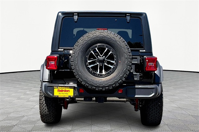 2025 Jeep Wrangler Willys photo 4