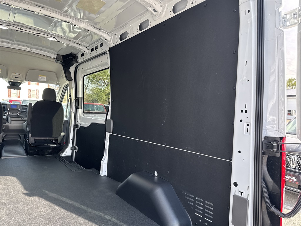 2025 Ford Transit Cargo Van photo 10
