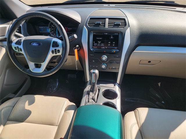 2014 Ford Explorer XLT photo 34