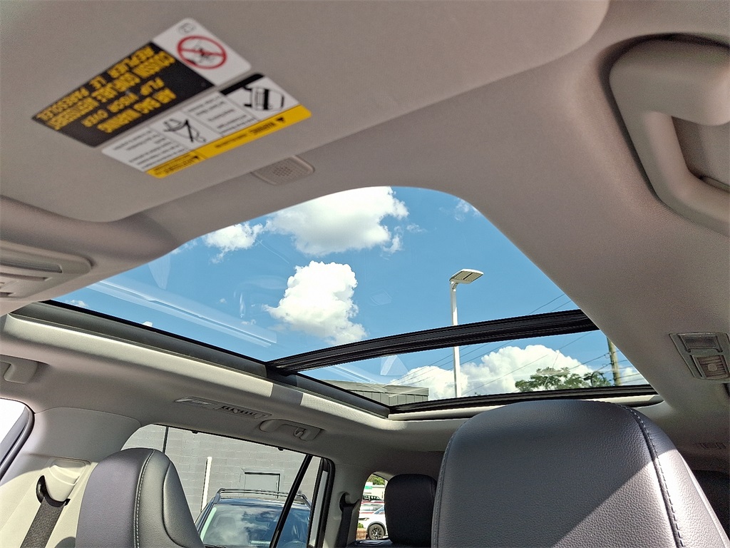 2024 Toyota Highlander Platinum photo 15