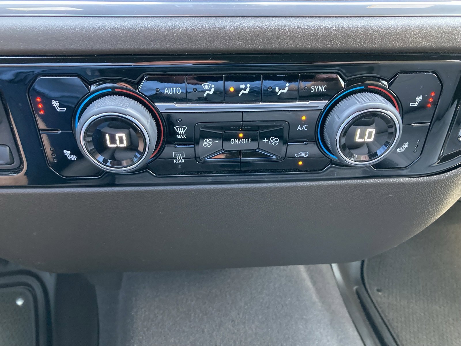 2023 Chevrolet Silverado 1500 LT photo 30