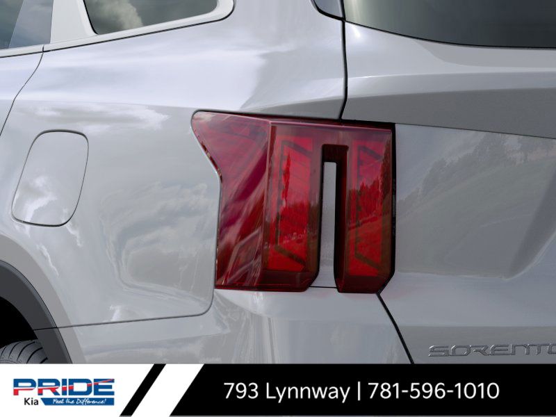2025 Kia Sorento S photo 6