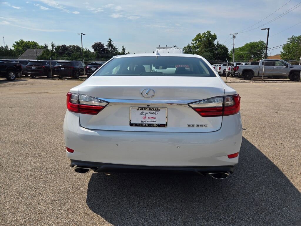 2016 Lexus ES 350 photo 13