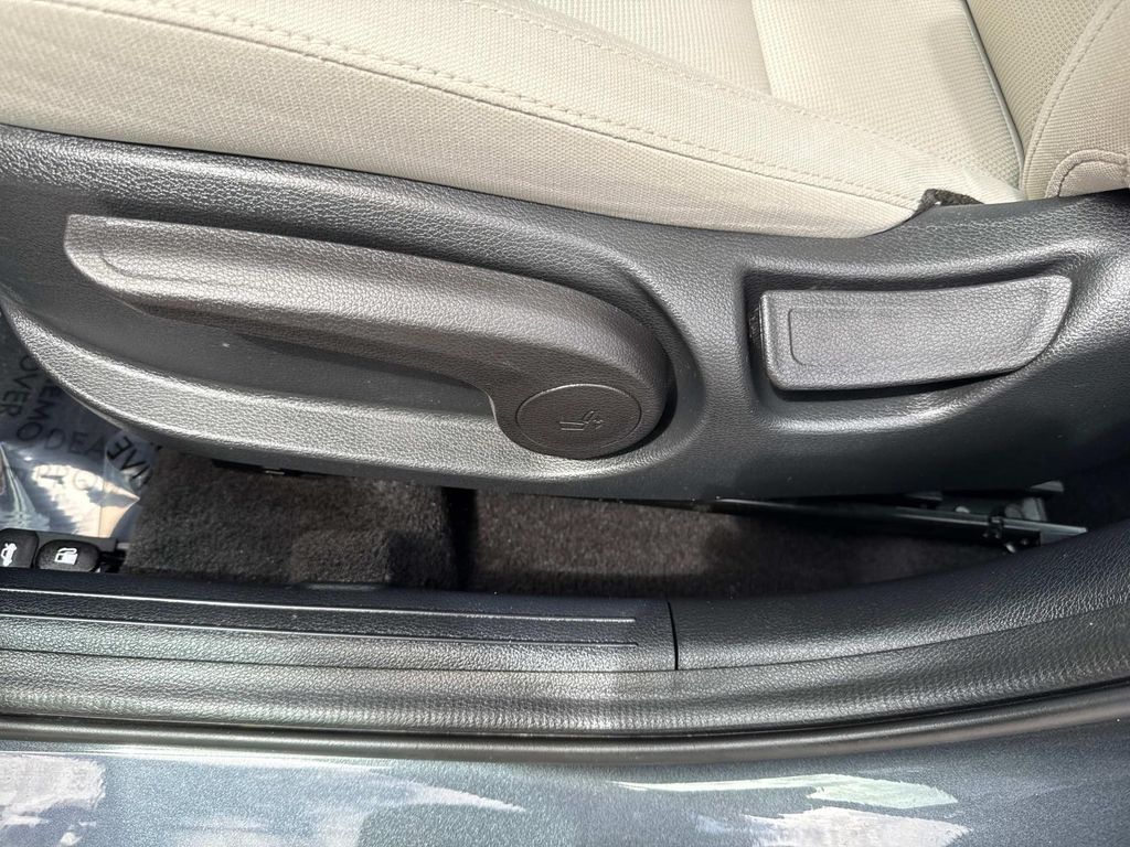 2022 Kia Forte LXS photo 21