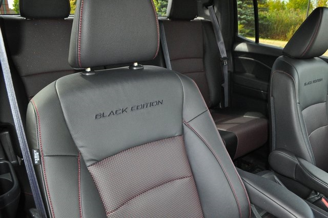 2022 Honda Ridgeline Black Edition photo 20