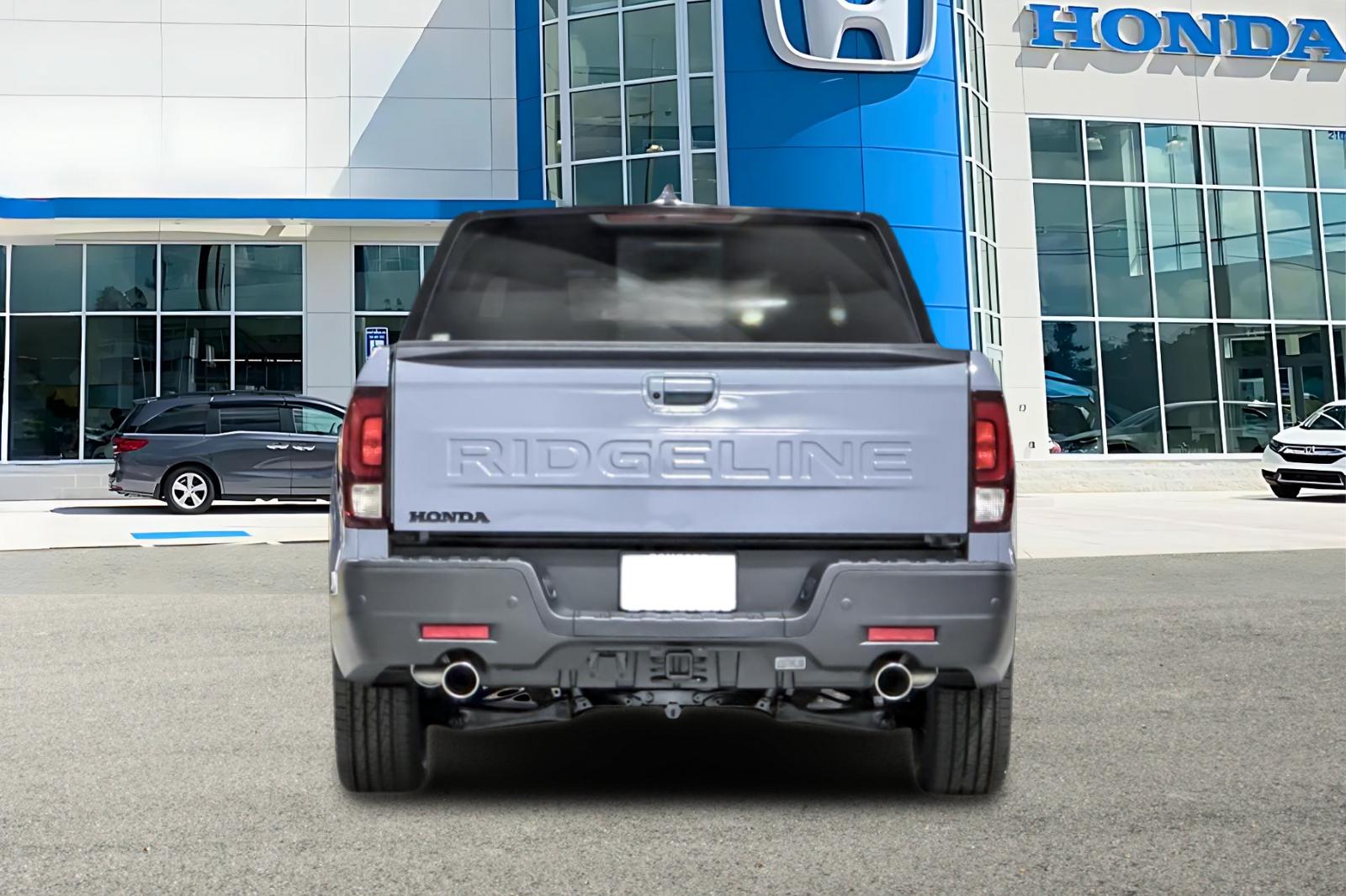 2026 Honda Ridgeline Black Edition photo 4