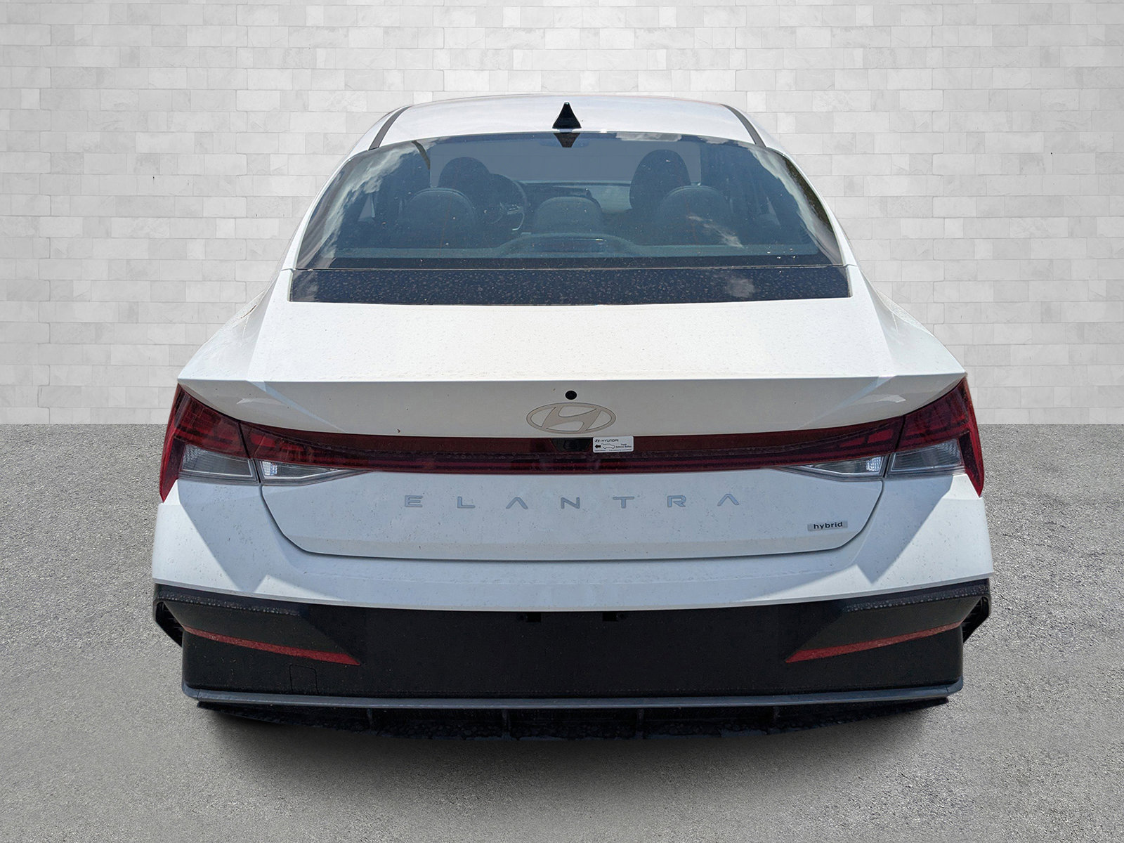 2025 Hyundai Elantra Hybrid Limited photo 3