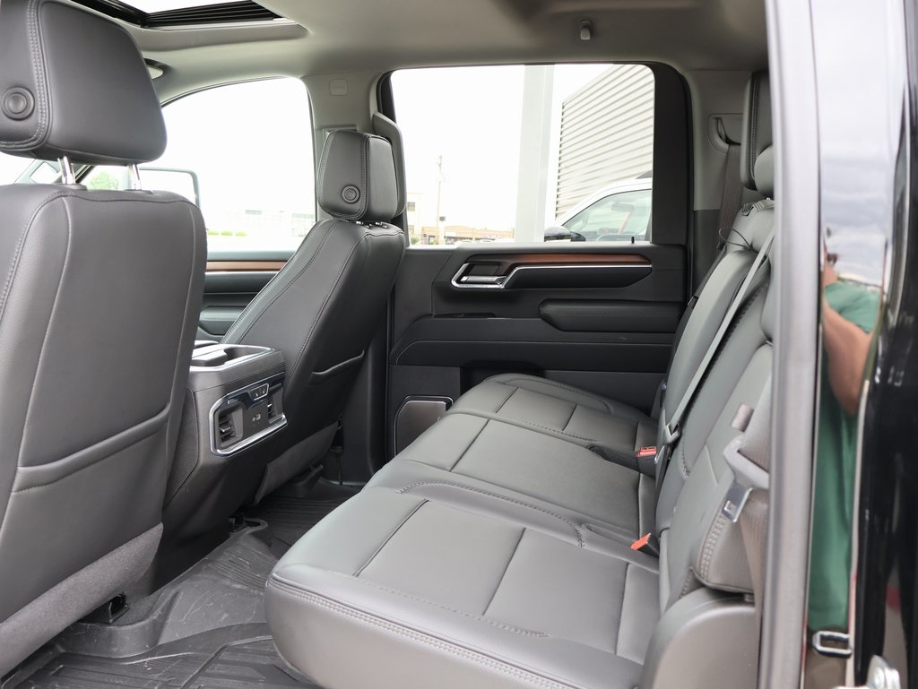 2024 Gmc Sierra HD Denali photo 17