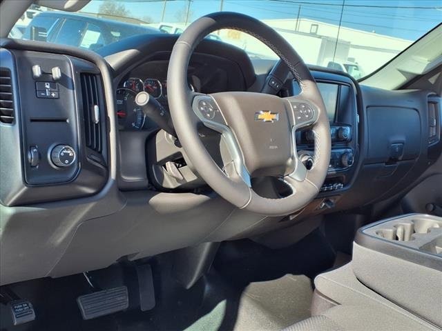 2024 Chevrolet Silverado 5500HD Work Truck photo 4