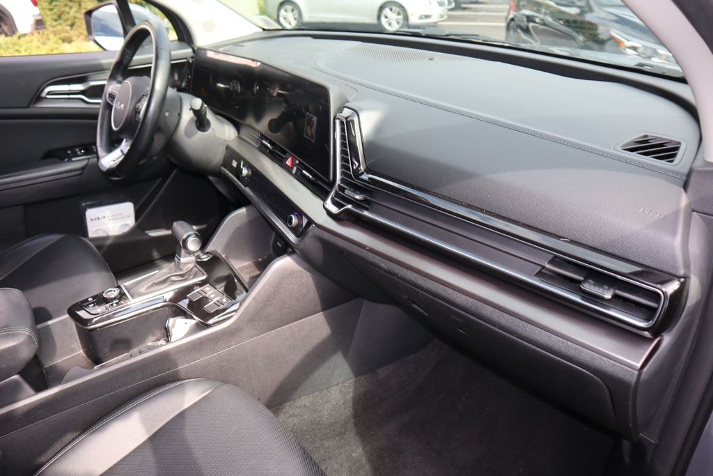 2023 Kia Sportage EX photo 22