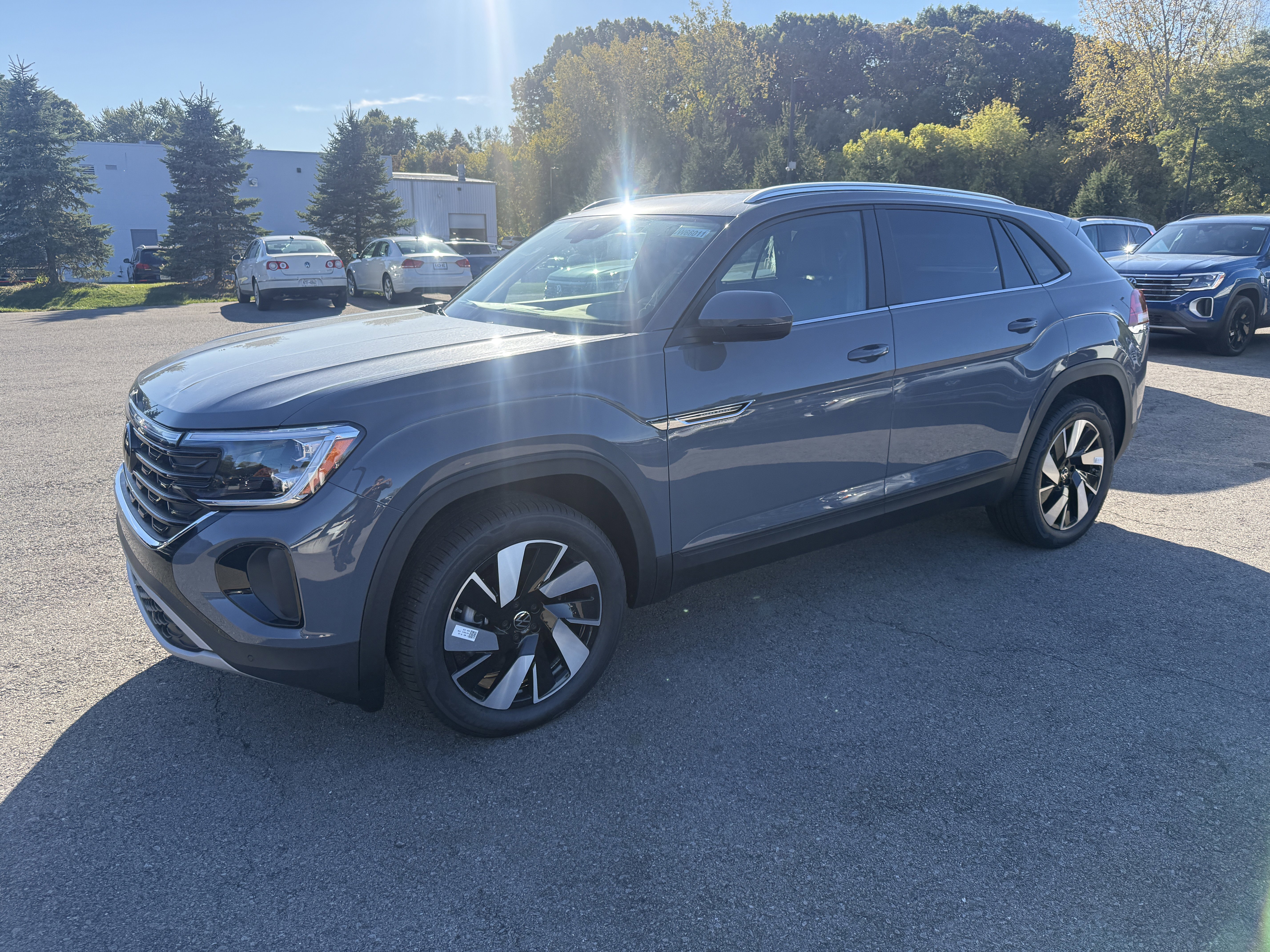 2026 Volkswagen Atlas Cross Sport SE w/Tech's photo