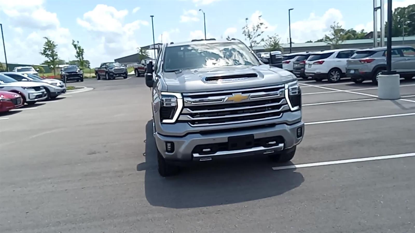 2025 Chevrolet Silverado 2500HD High Country photo 3