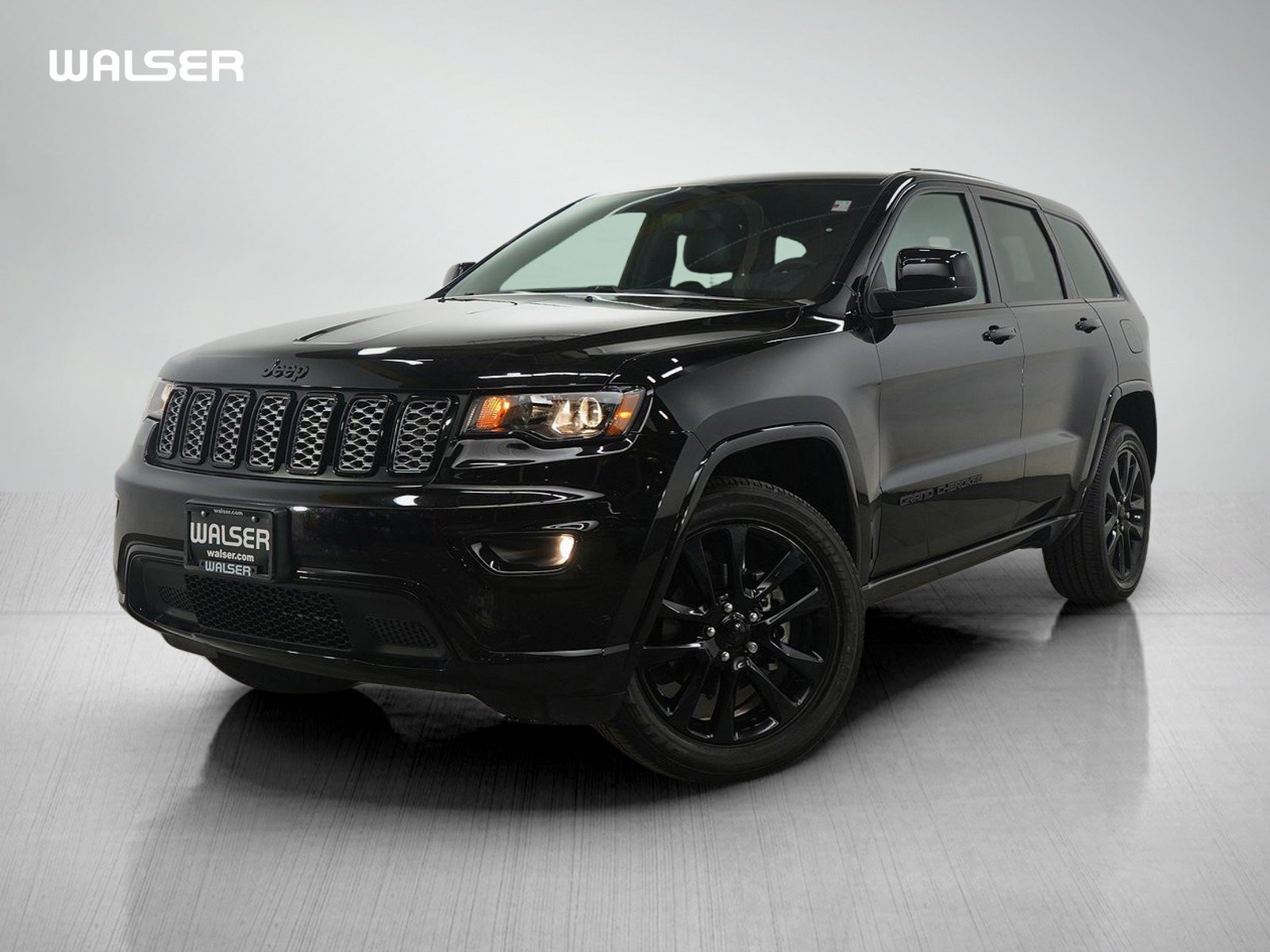2019 Jeep Grand Cherokee Altitude's photo