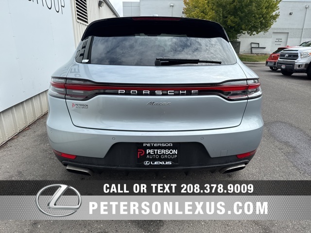 2020 Porsche Macan Base photo 4