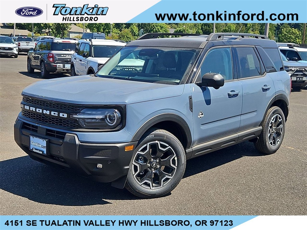 2025 Ford Bronco Sport Outer Banks photo 2
