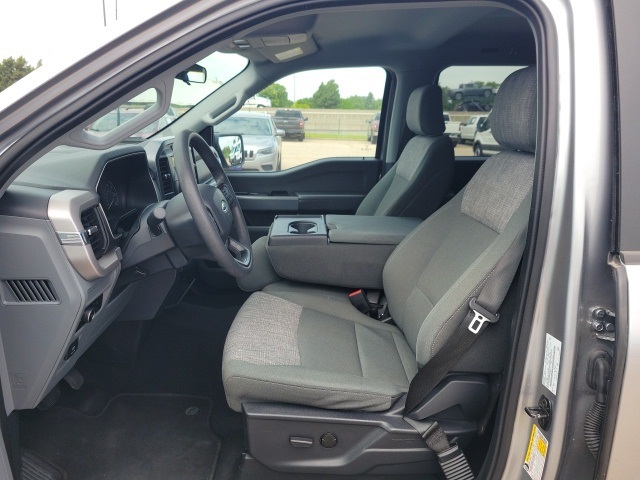 2023 Ford F-150 XLT photo 13