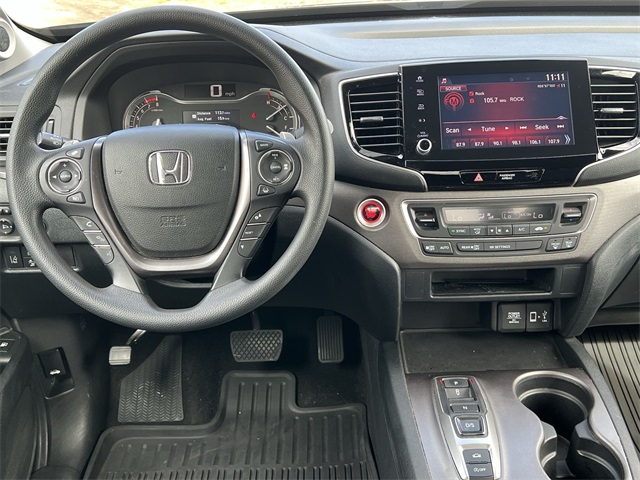 2021 Honda Ridgeline Sport photo 2