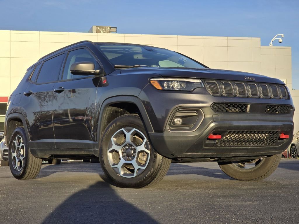 2022 Jeep Compass Trailhawk photo 2