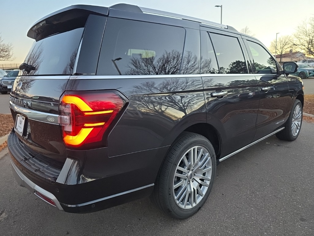 2024 Ford Expedition Platinum photo 4