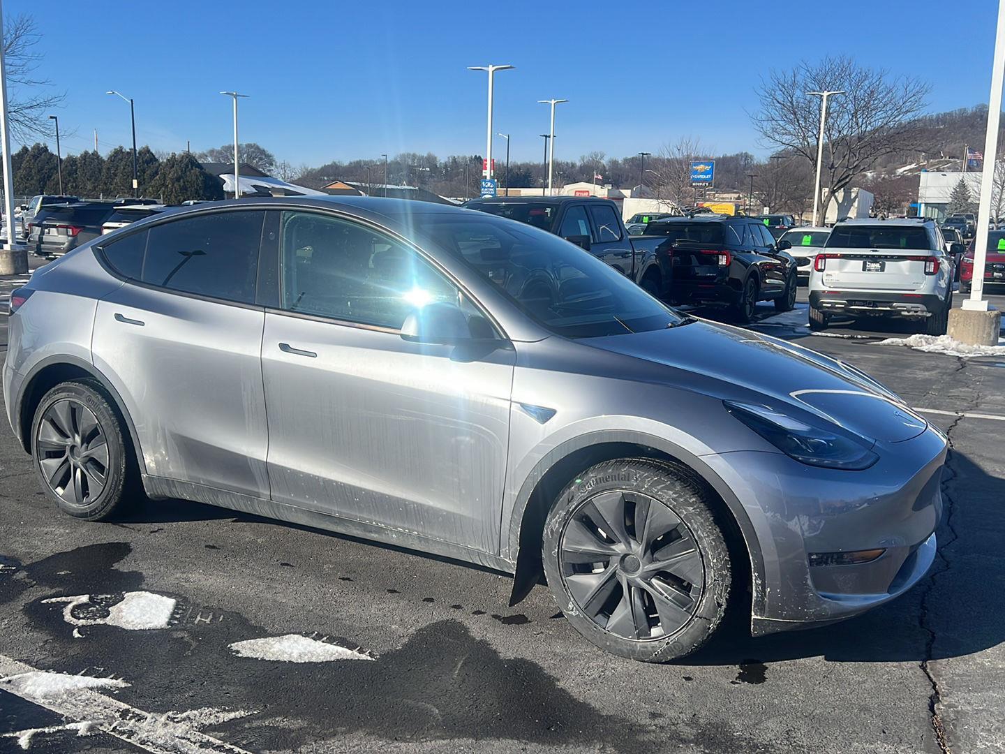 Used 2025 Tesla Model Y Long Range with VIN 7SAYGDEE0SF282903 for sale in Kansas City