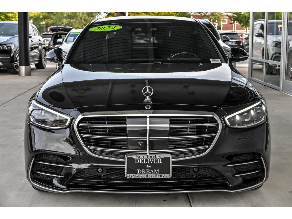 2024 Mercedes Benz S 4MATIC 580 photo 2