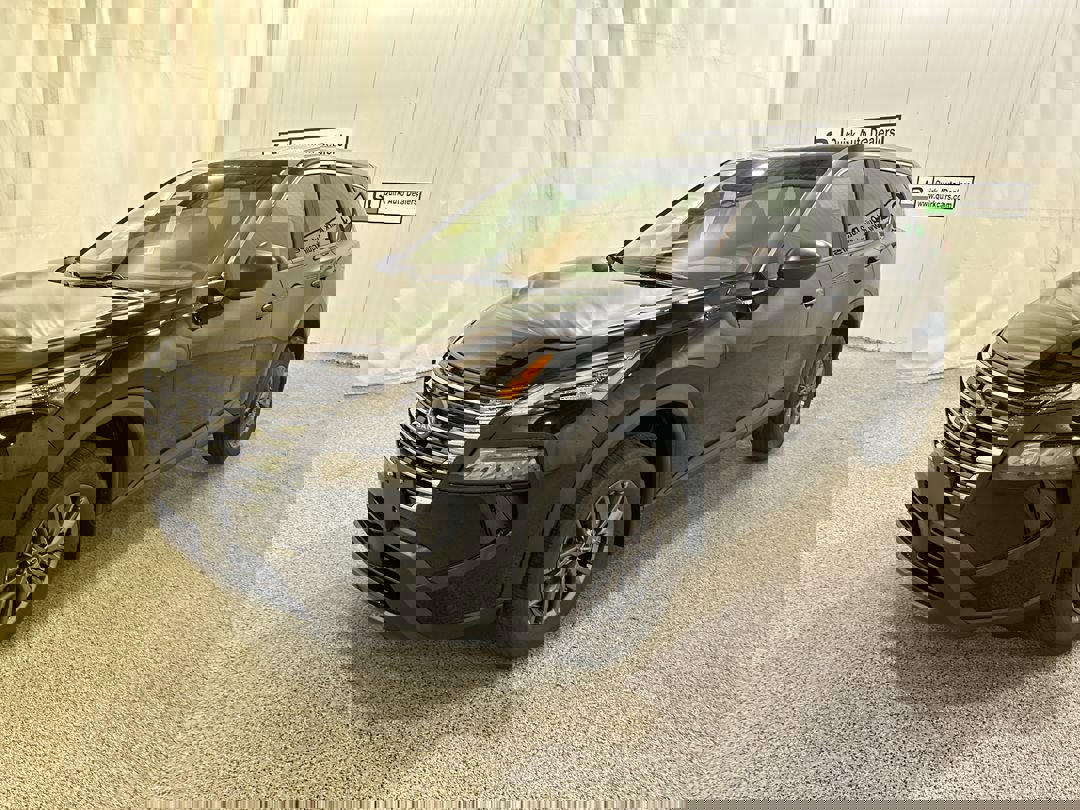 2026 Nissan Rogue S photo 4