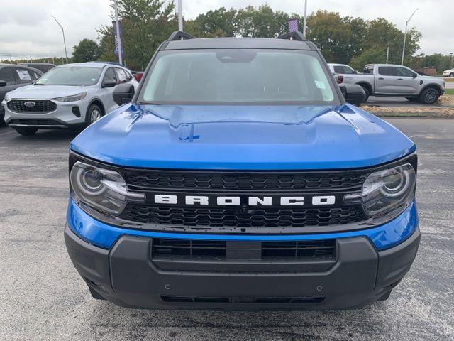 2025 Ford Bronco Sport Outer Banks photo 2