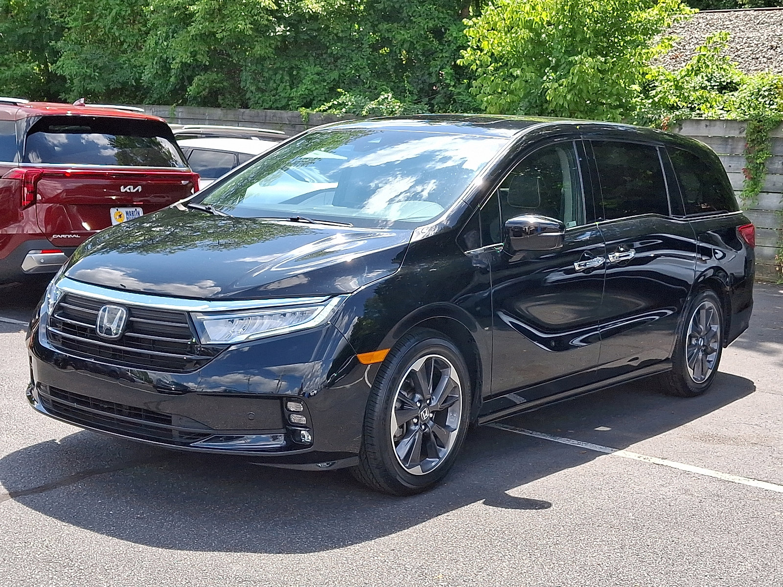 2022 Honda Odyssey Elite photo 2