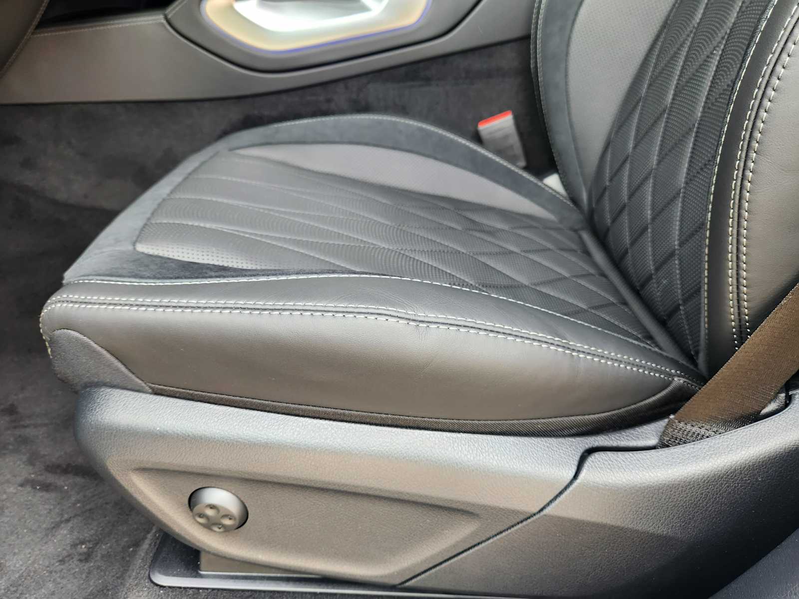 2026 Mercedes Benz GLE AMG 53 4MATIC photo 17