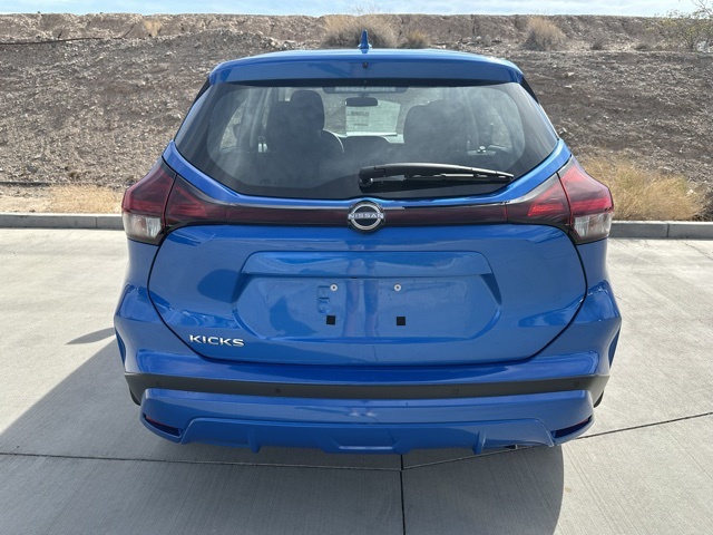 2025 Nissan Kicks Play S photo 7